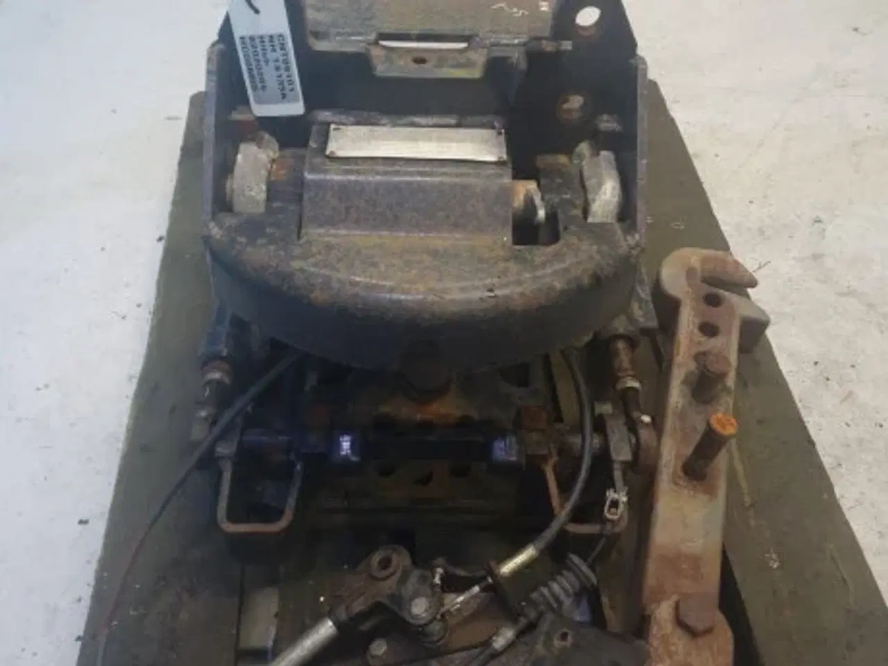 Billede 17 - New Holland TS135A Hitch 82020265