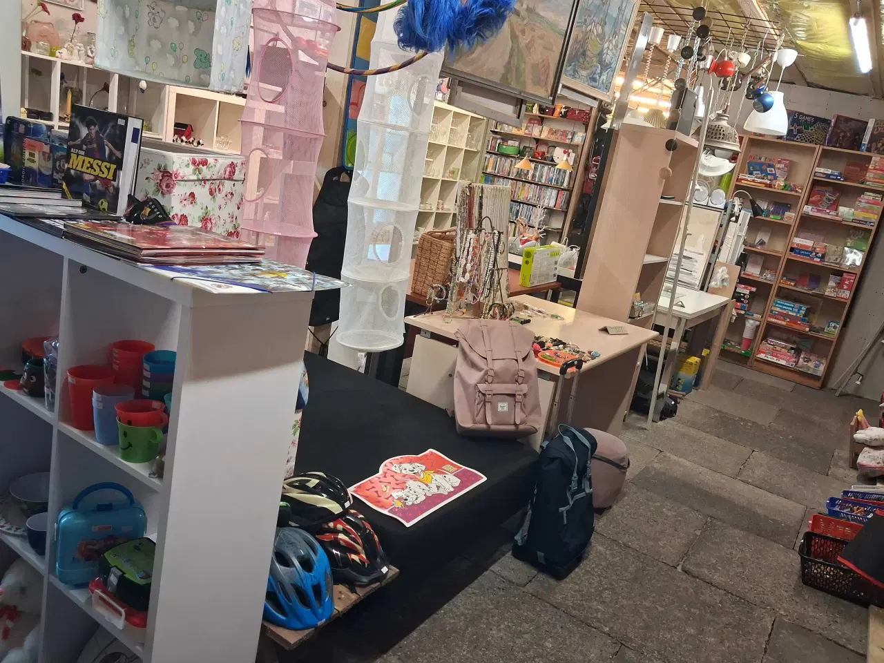 Billede 7 - STORT tøj og loppemarke