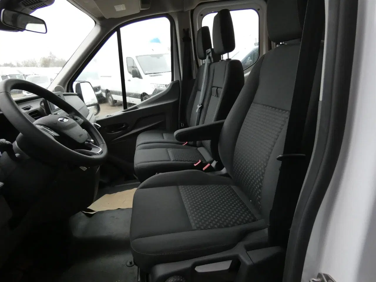 Billede 9 - Ford Transit 350 L3H1 2,0 TDCi Trend 130HK DobKab 6g