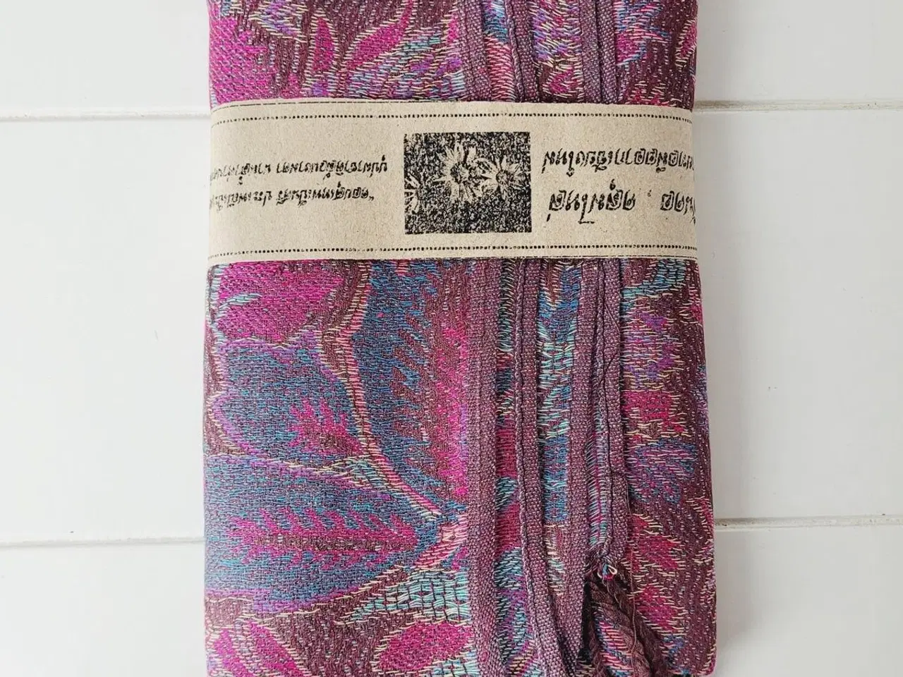 Billede 1 - ⭐️- Elegant og Blødt Pashmina Tørklæde - UBRUGT