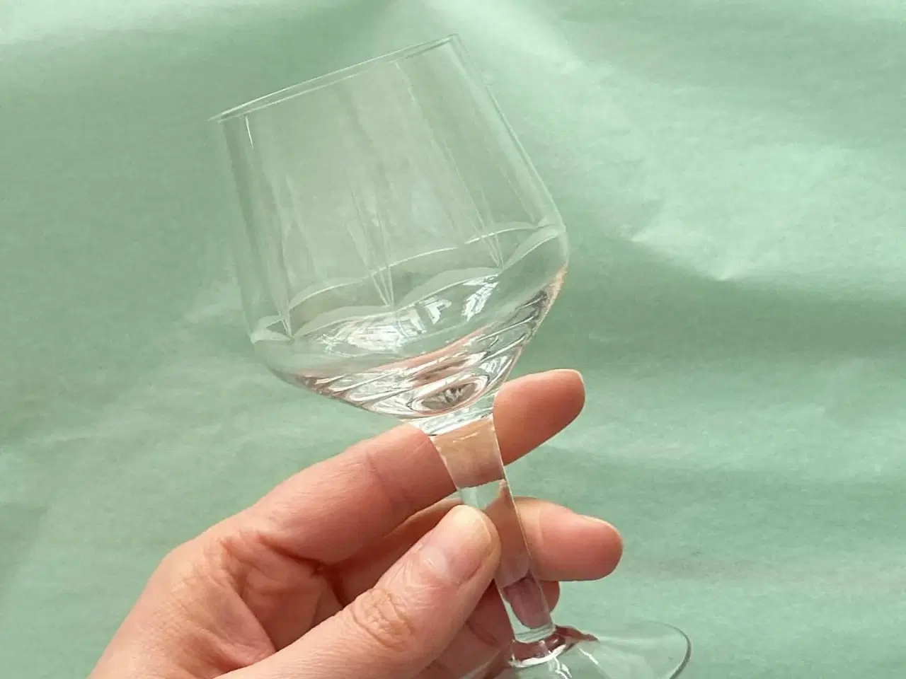 Billede 2 - Vinglas m slibninger, 13,5 cm, pr stk