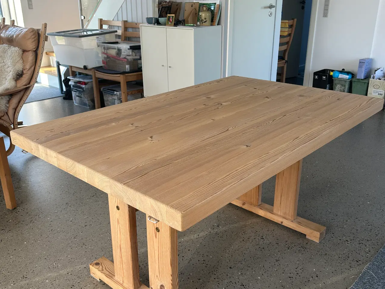 Billede 4 - Ubehandlet Spisebord meget flot. 