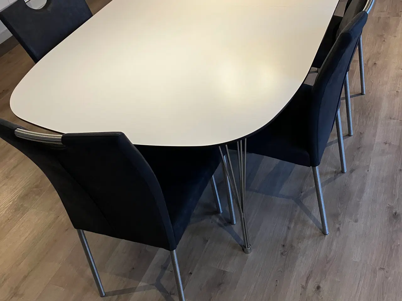 Billede 4 - Prado hvid slidstærk spisebord