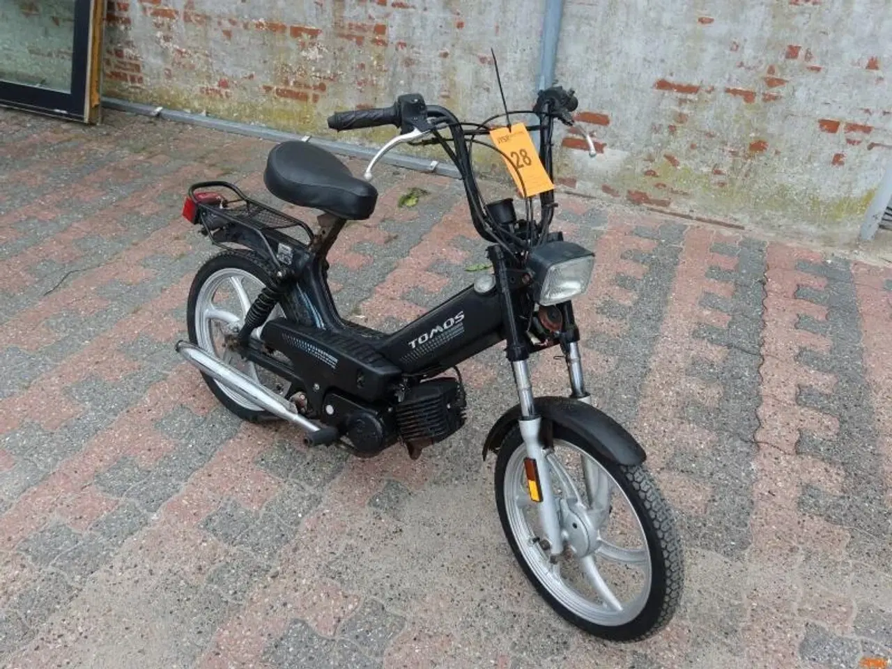Billede 1 - KNALLERT, Tomos