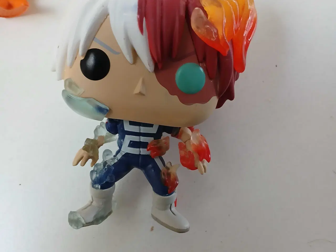 Billede 3 - Pop figurer stk pris