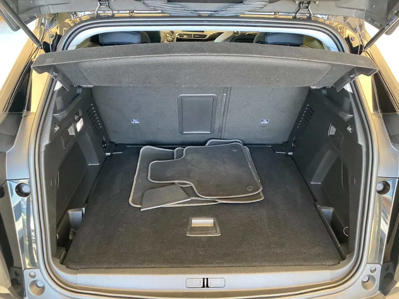 Billede 10 - Peugeot 3008 1,6 BlueHDi 120 Allure
