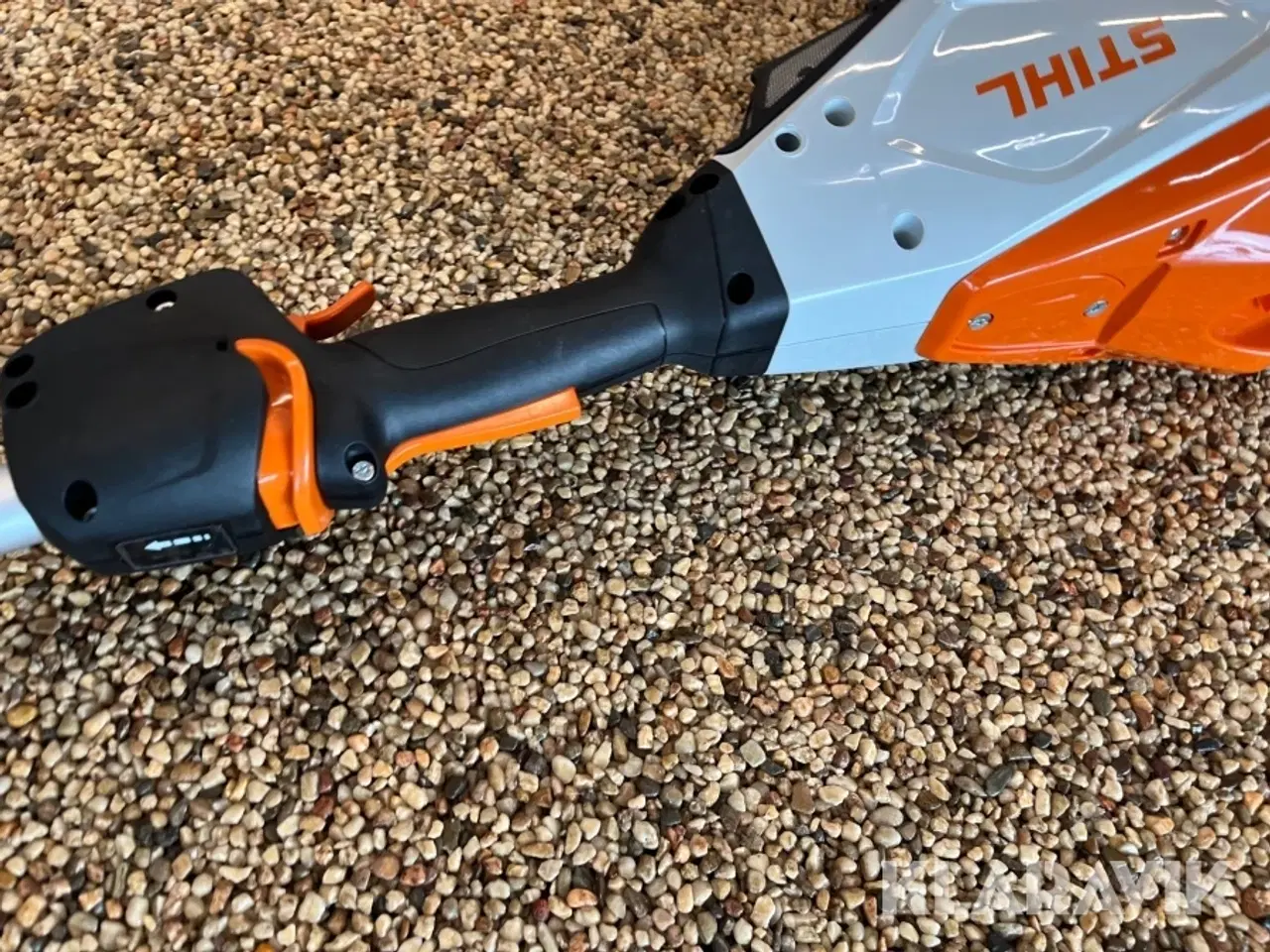 Billede 10 - Hækkeklipper Stihl HLA135K