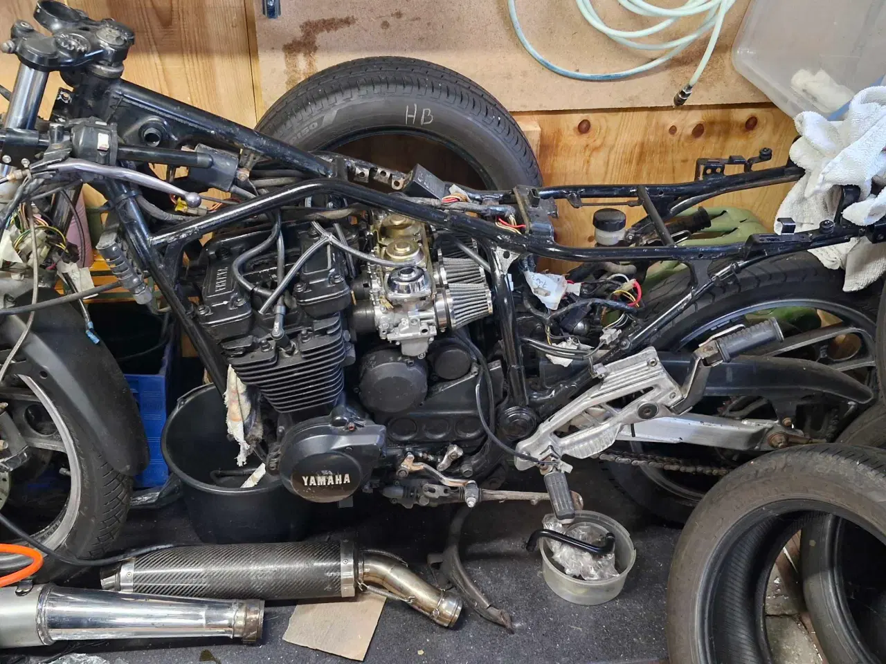 Billede 1 - café racer projekt med. model en XJ 600 51j