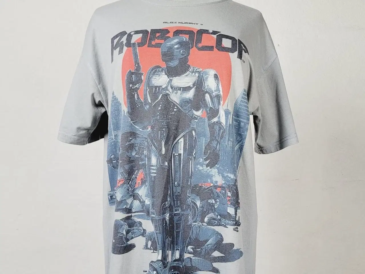 Billede 1 - ⭐️- RoboCop Alex Murphy T-shirt - Str. L
