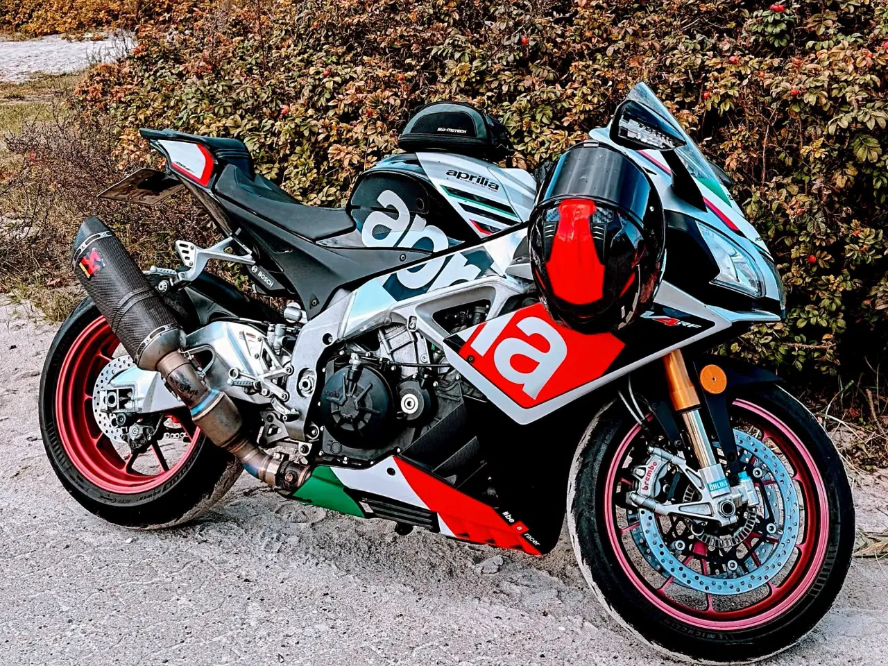 Billede 7 - Aprilia RSV4 - RF Race Pack