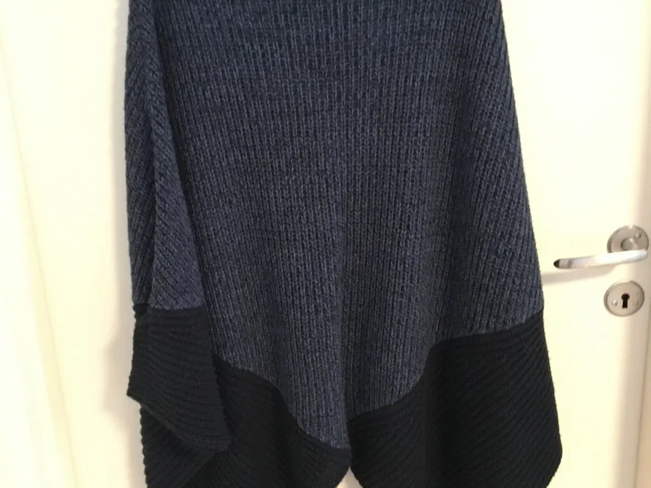 Billede 2 - Vero moda Poncho str. S/M