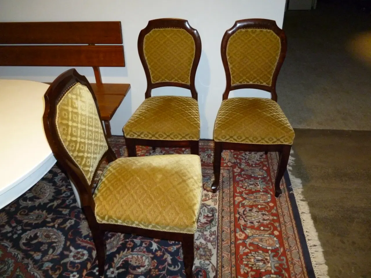 Billede 2 - 3 gamle spisestue stole sælges