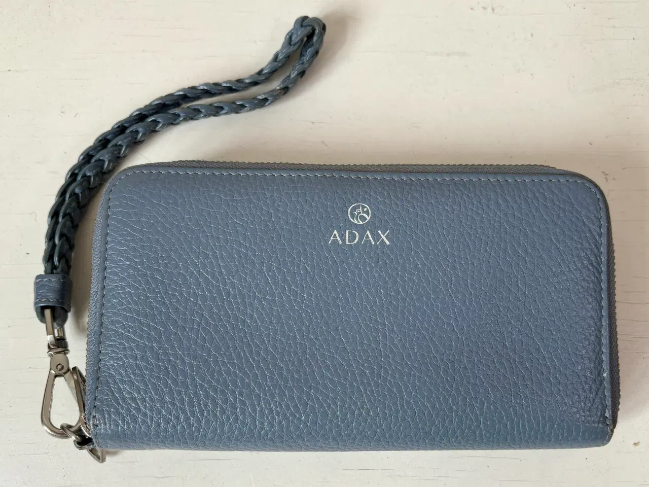 Billede 1 - Adax, lyseblå pung i skind