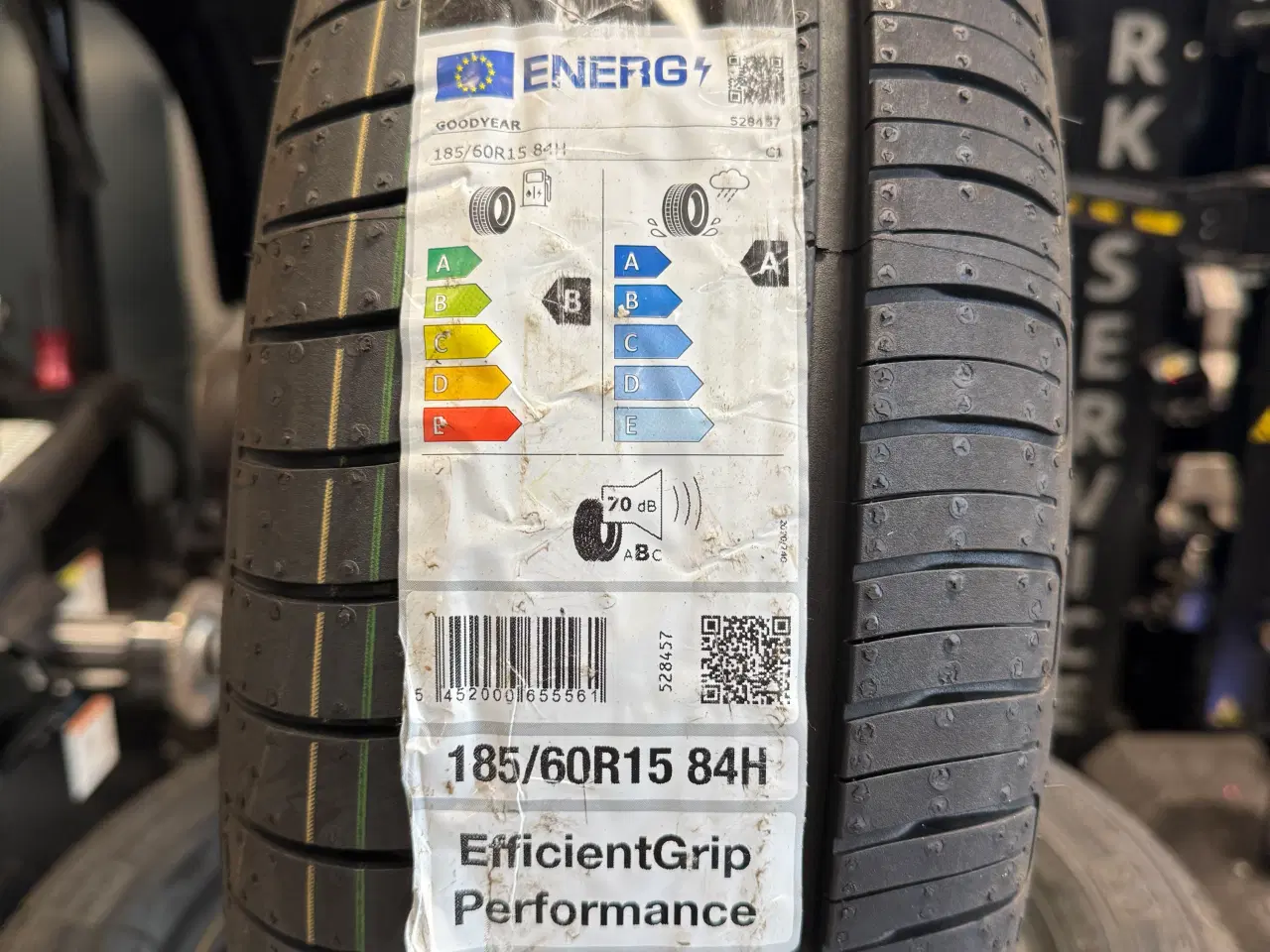 Billede 2 - Goodyear sommerdæk 185/60 15 84H