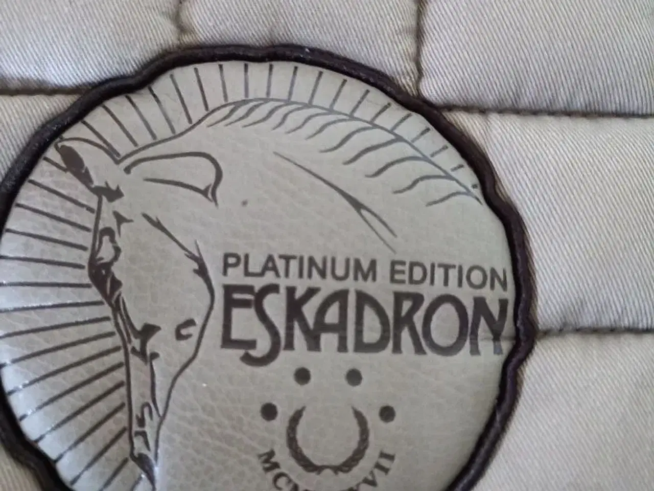 Billede 3 - Eskadron Platinum Edition