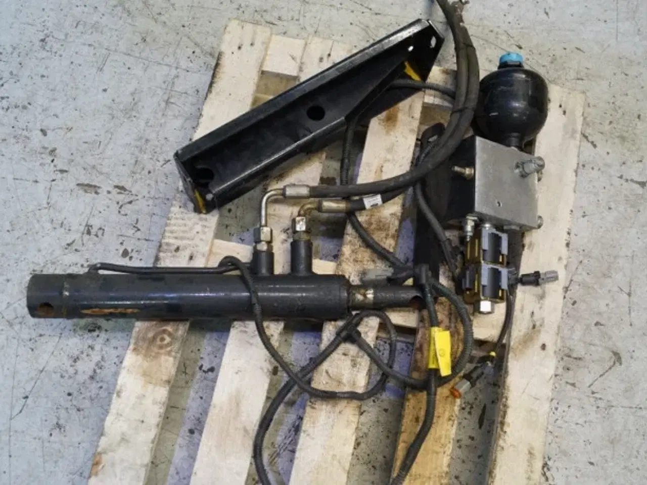 Billede 3 - Hydraulisk støttehjul