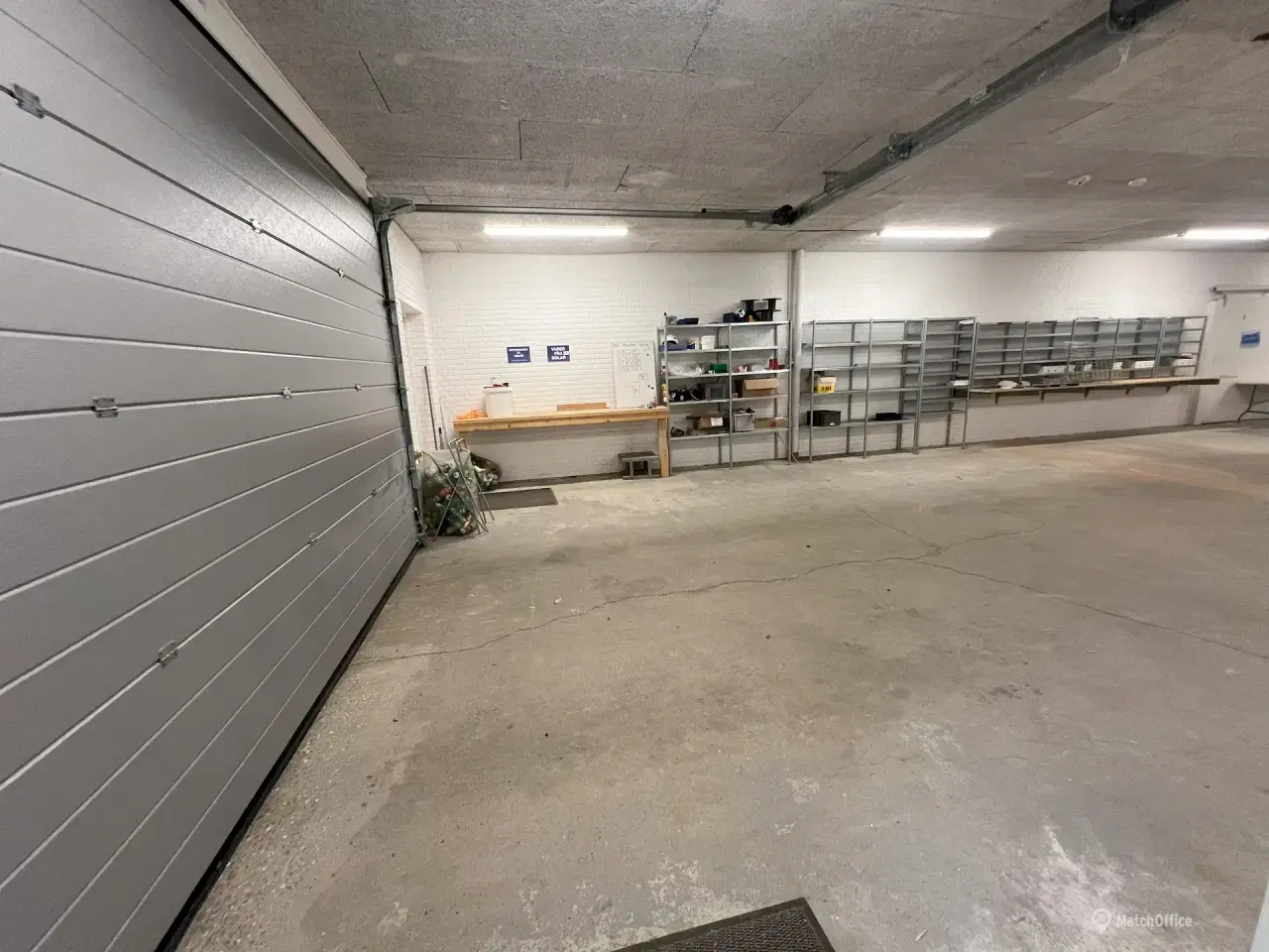 Billede 3 - Lejemål med virkelig gode adgangsforhold og vendearealer, beliggende i Viborgs nordlige del, tæt på ringvejen.