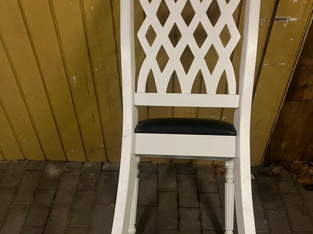 Billede 2 - Spisebordsstole 5 stk sælges