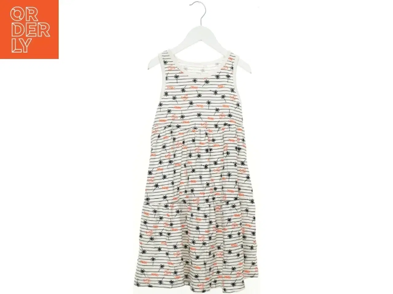 Billede 1 - Kjole fra Basic needs (str. 140 cm)