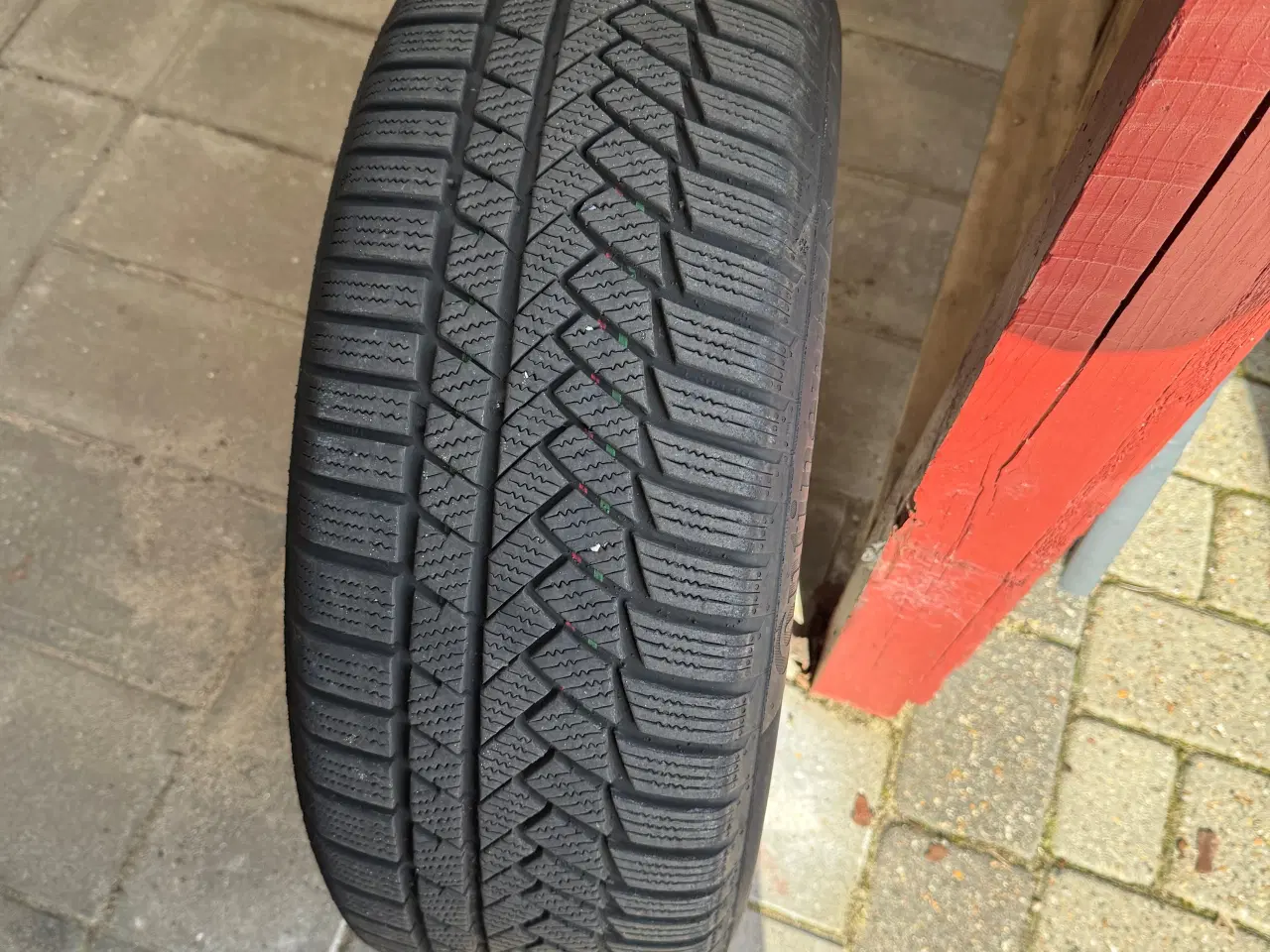 Billede 1 - Mercedes Vinterdæk med fælge og dæktryksmåler