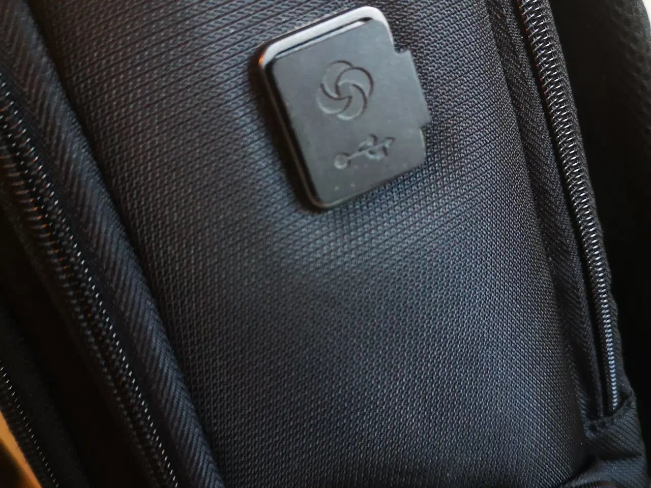 Billede 6 - Samsonite Brug en gang butik pris 950 kr