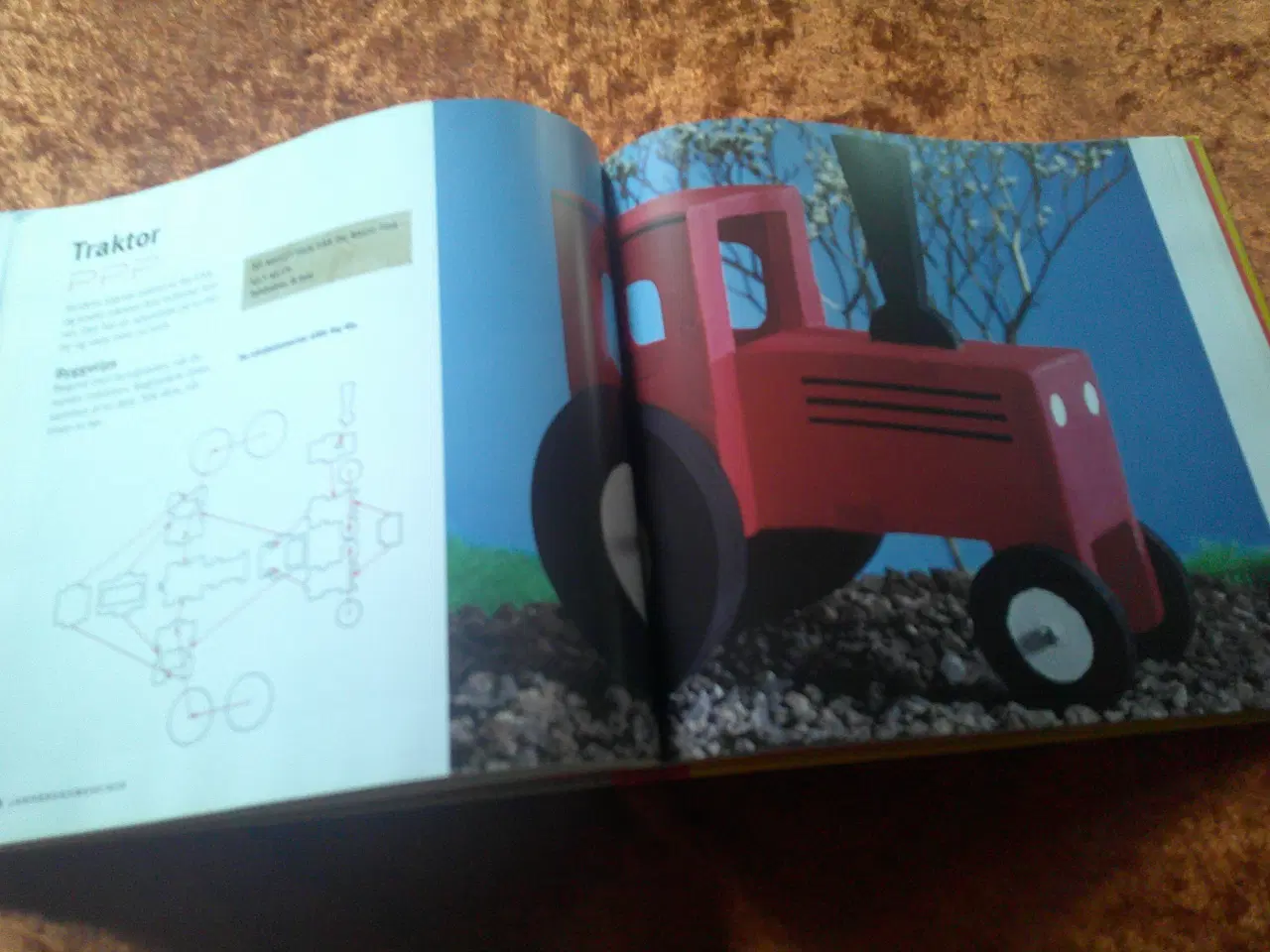 Billede 3 - Trælegetøj til lands, til vands og i luften,  