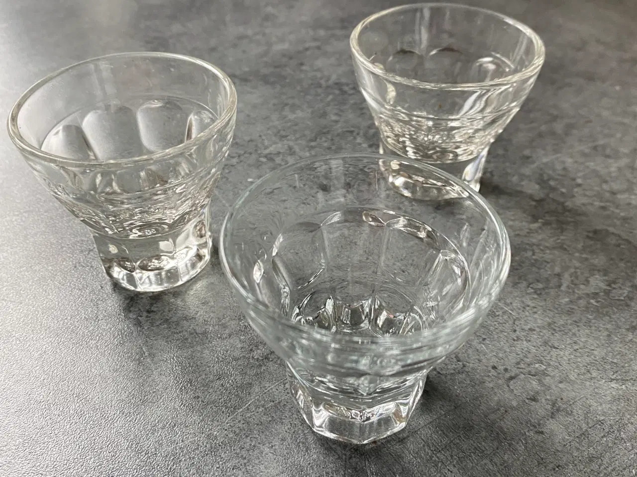 Billede 2 - Assorterede glas cognac- snapseglas