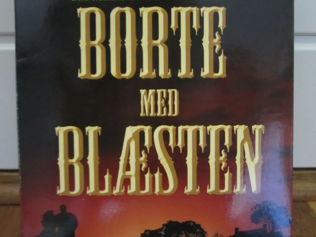 Billede 4 - BORTE MED BLÆSTEN. Komplet Serie.