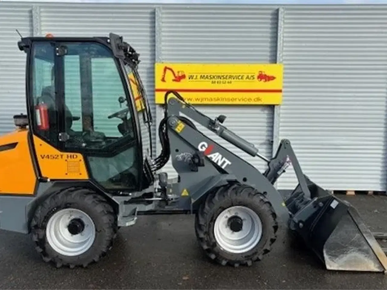 Billede 6 - GiANT v452HD står som ny kun 250 timer