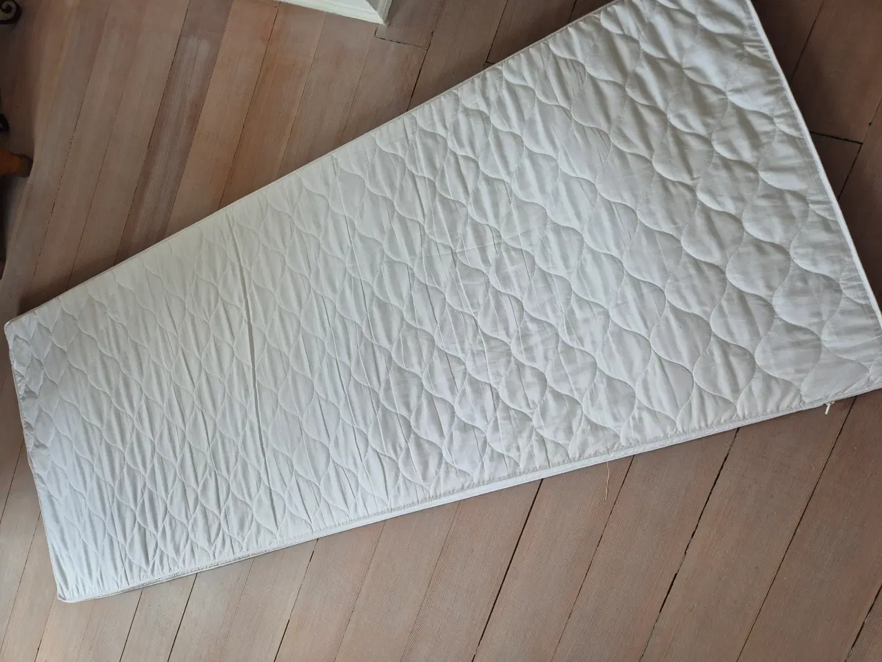 Billede 1 - Topmadras 80x200