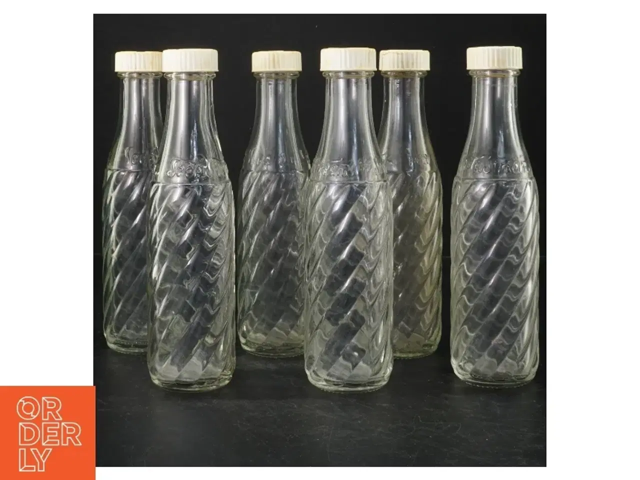 Billede 1 - Seks glasflasker med originale plastiklåg fra Soda Stream