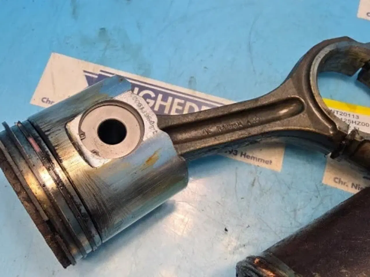 Billede 10 - John Deere 6125HZ001 Stempel RE532355