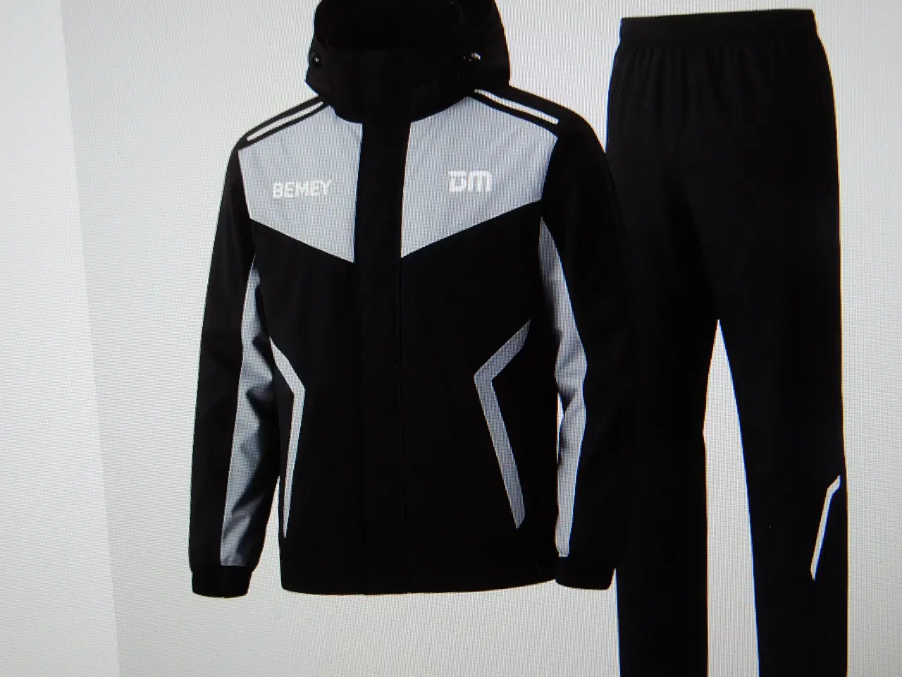 Billede 1 -  Nyt sæt Regntøj sælges