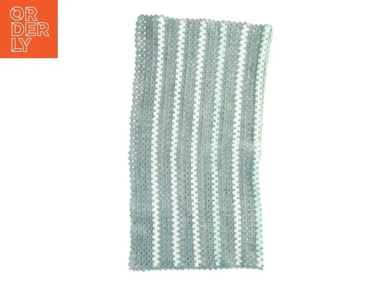 Billede 3 - Hånd hæklet tæppe (str. 87 x 83 cm)