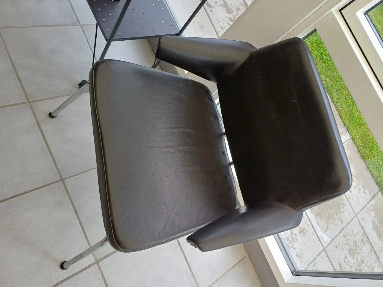 Billede 3 - Gammel skrivebord I metal fra tankstation 