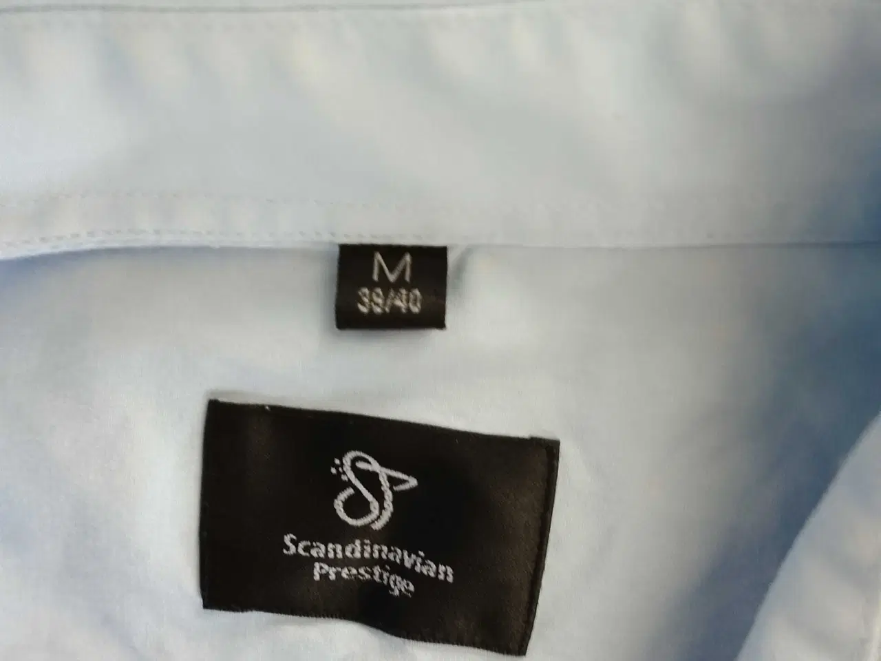 Billede 2 - Scandinavian Prestige skjorte str m 