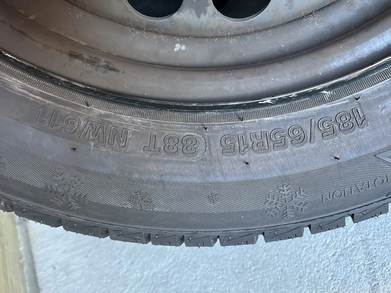 Billede 2 - Wintermax NW611 185/65 R15 88T på stålfælge