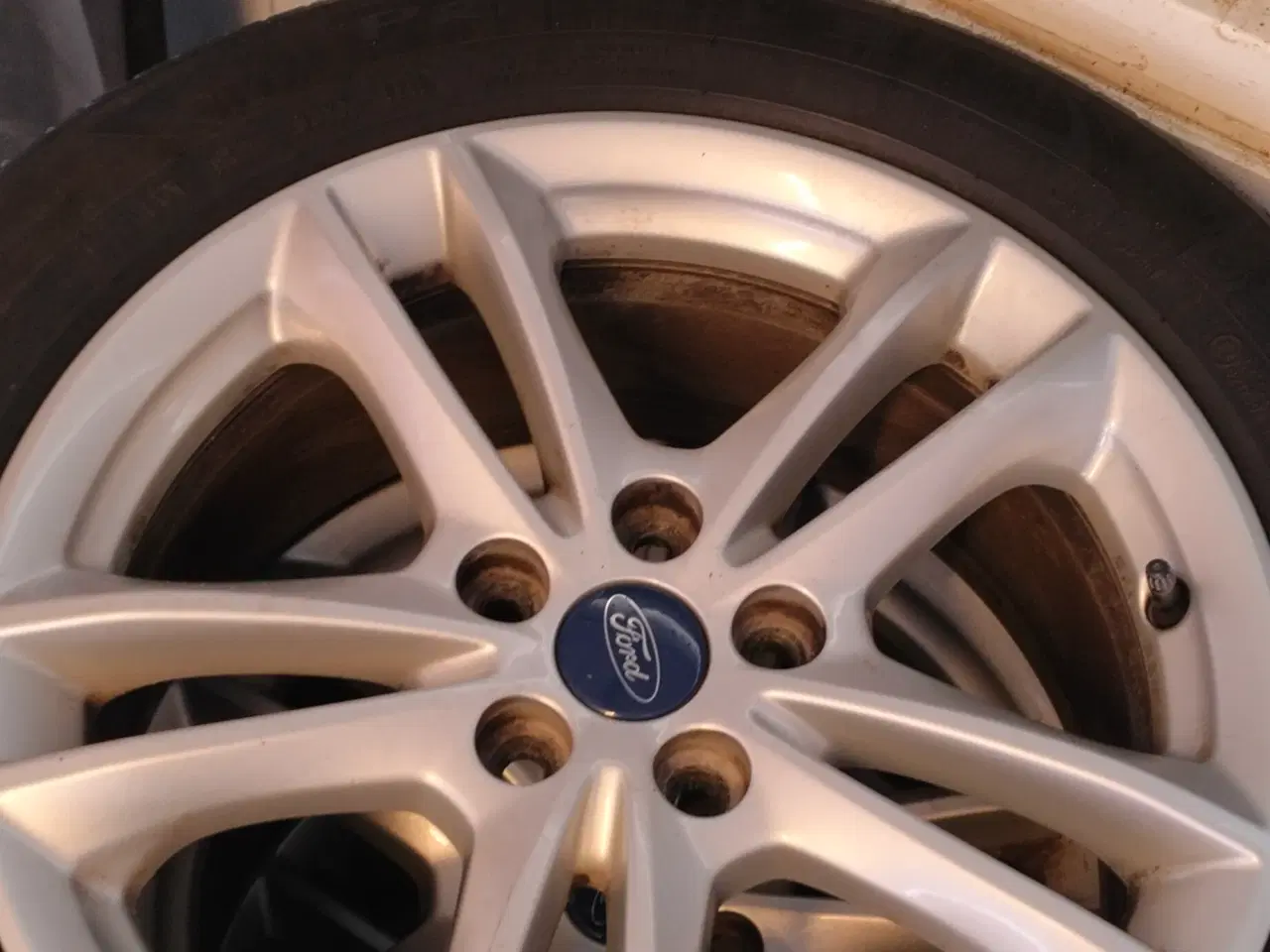 Billede 3 - Ford alufælge 