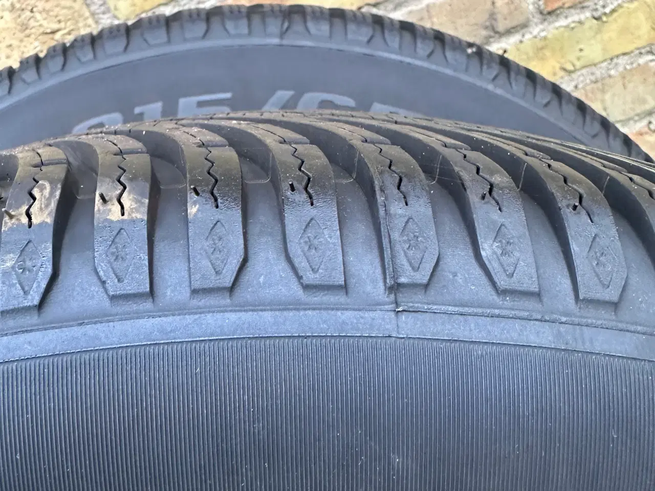 Billede 6 - Vinterfælg med dæk