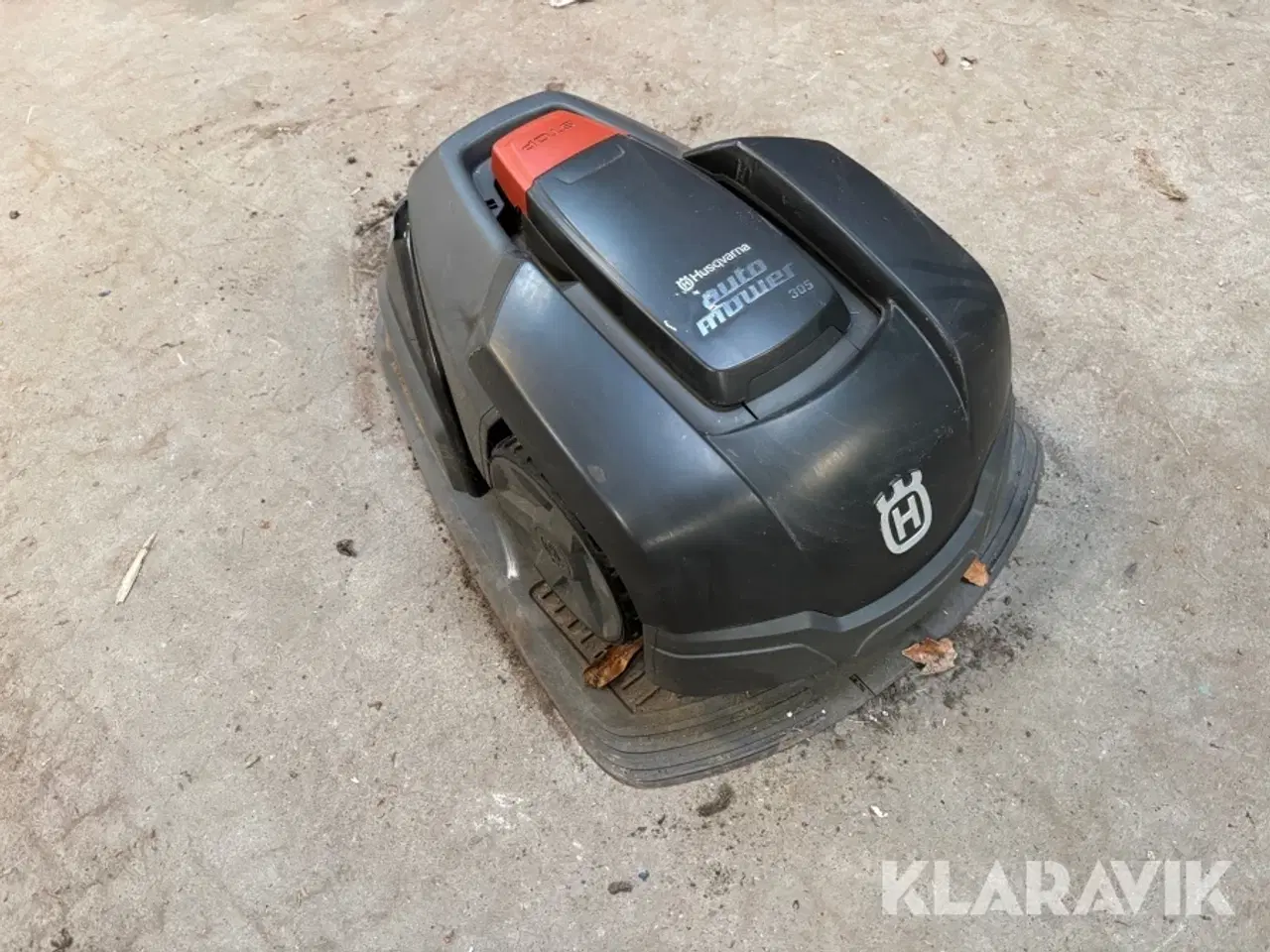 Billede 7 - Robot plæneklipper Husquarna 305 med ladeplade