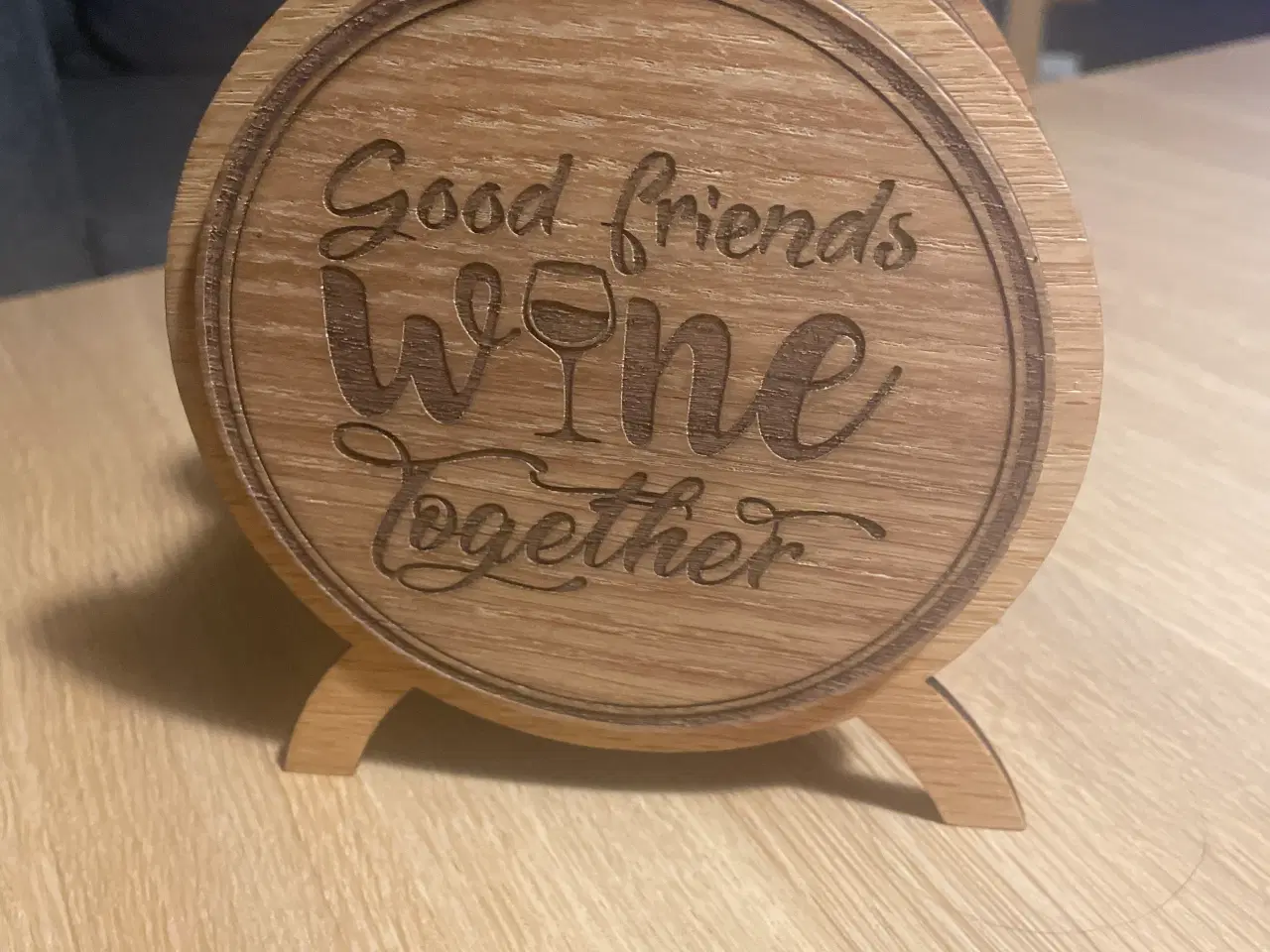 Billede 2 - Holdere med øl, vin og kaffe lasters i træ