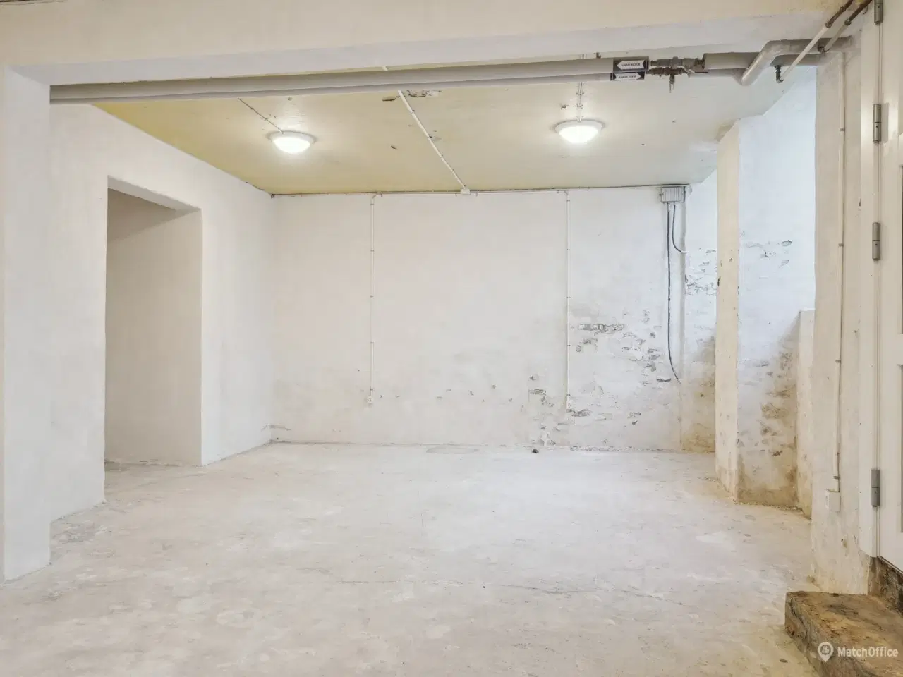 Billede 4 - Godt Lagerrum på central beliggenhed.