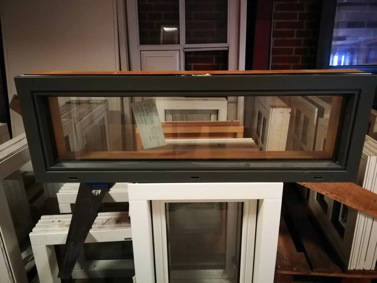 Billede 1 - NYT FASTKARMS VINDUE 87,8X28,8