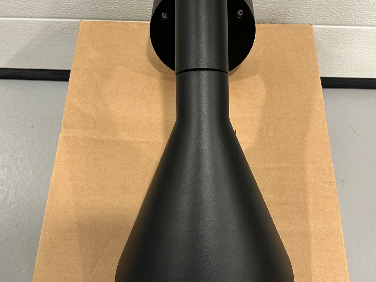 Billede 2 - Louis Poulsen Arne Jacobsen væglampe AJ 50