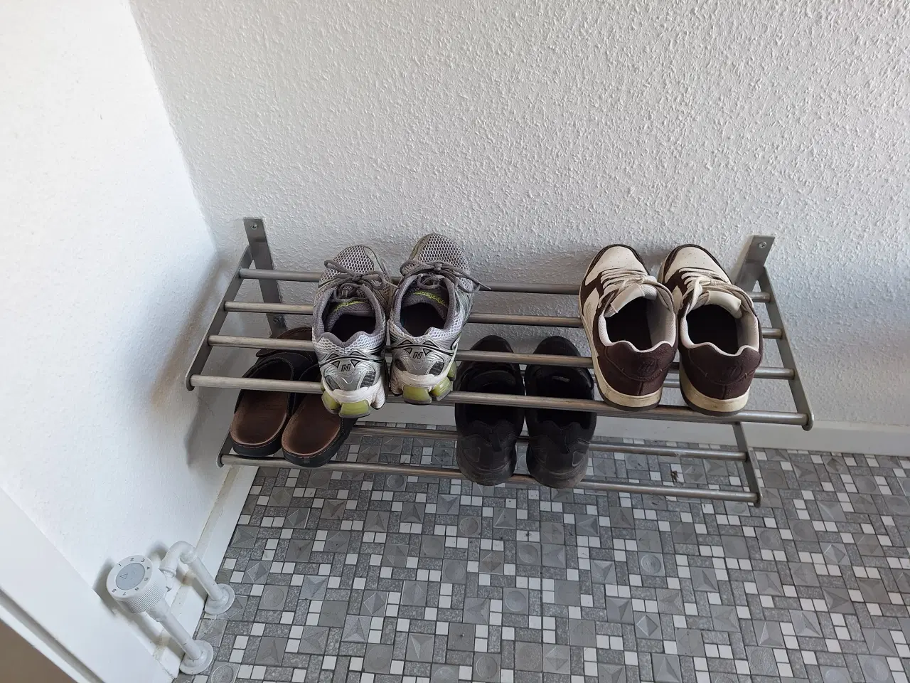 Billede 1 - Skoreol/Skostativ