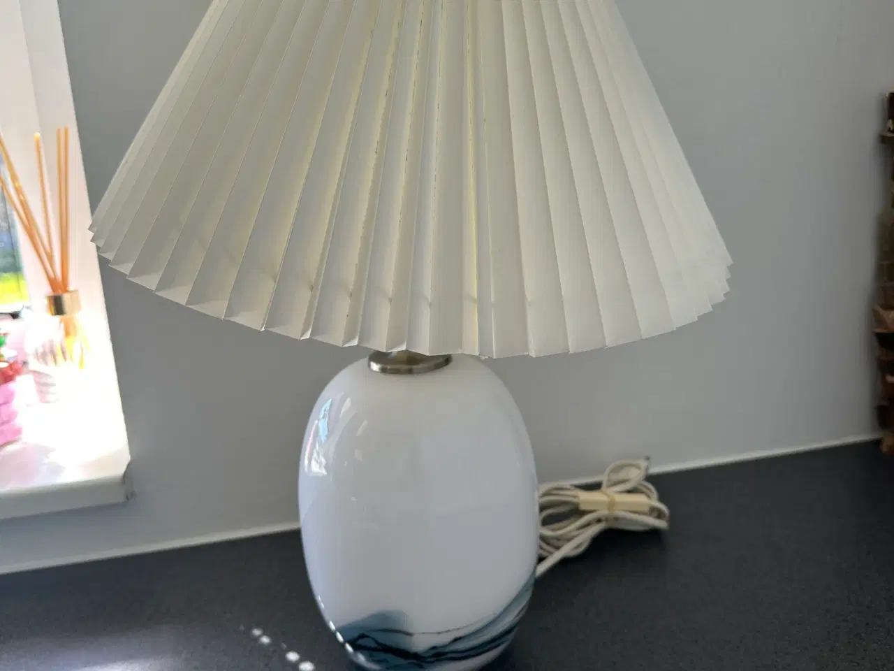 Billede 1 - Sælges royal Copenhagen bord lampe