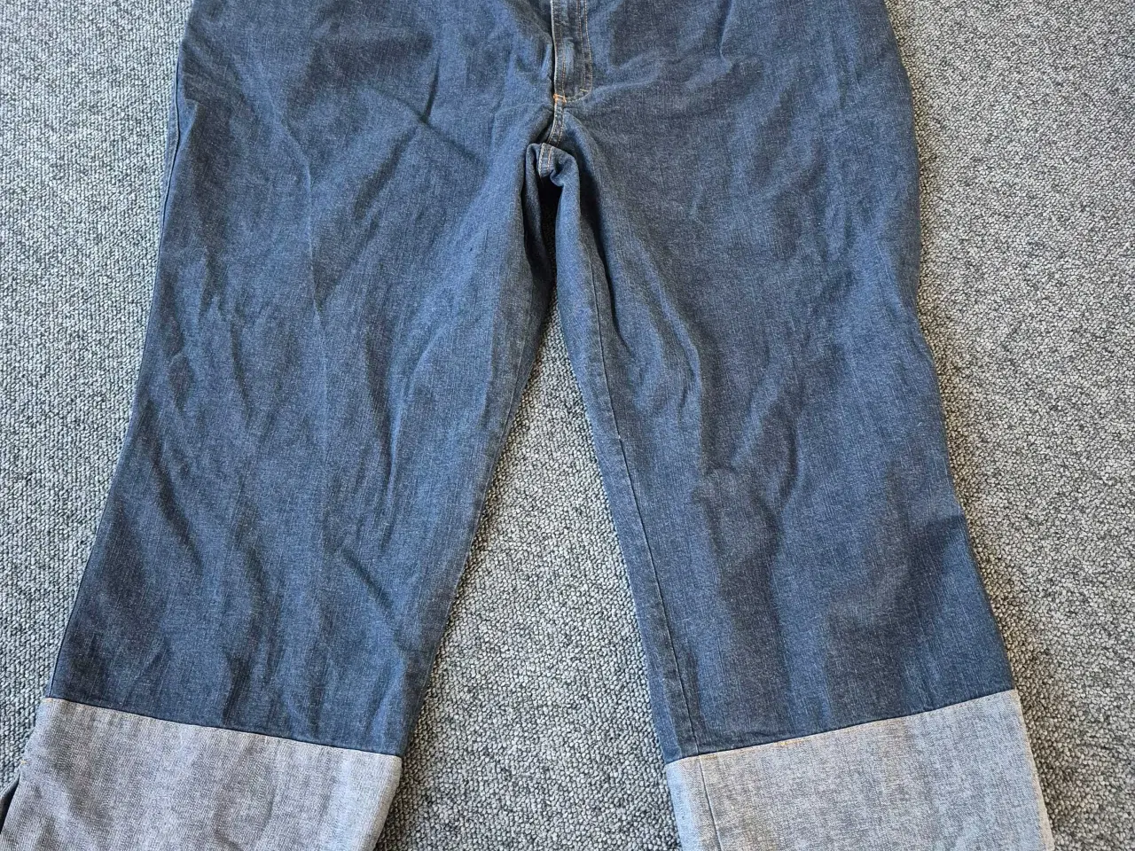 Billede 1 - Dame stumpebukser str 56