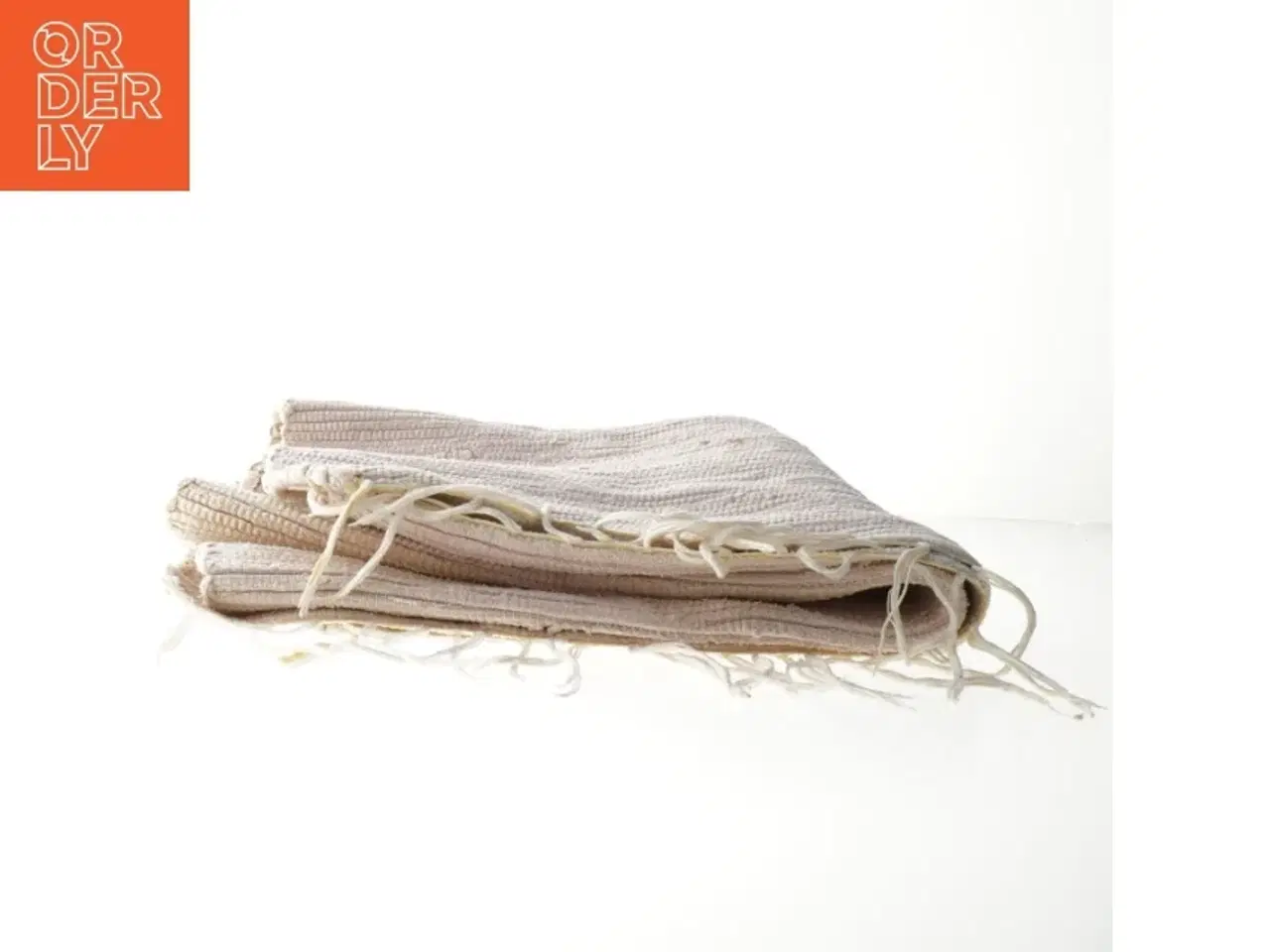 Billede 3 - Kludetæppe med frynser (str. 72x132 cm)
