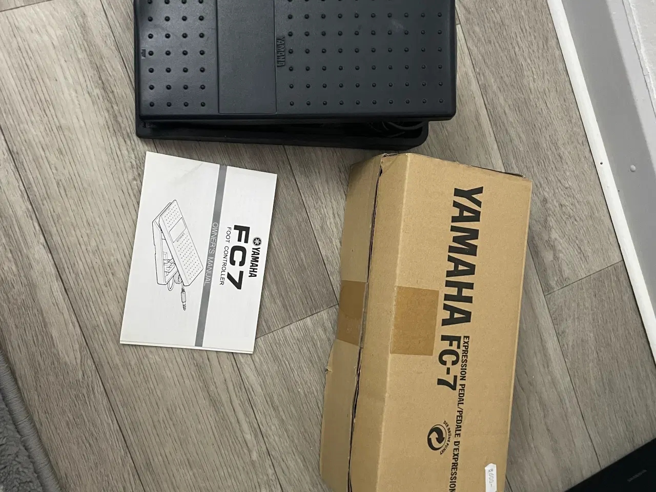 Billede 1 - Yamaha FC7 volumepedal sort