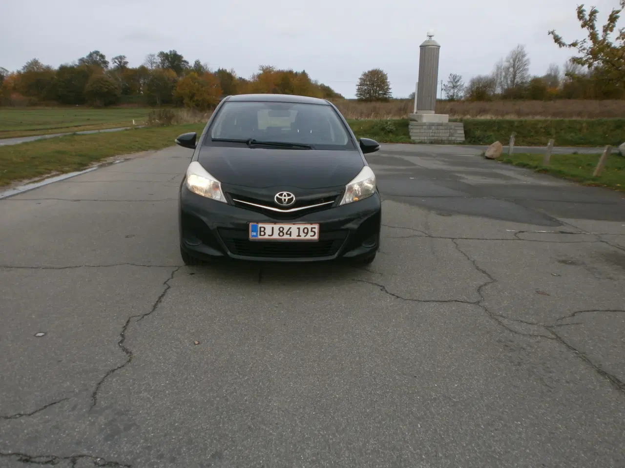 Billede 1 - Toyota Yaris 1,3 VVT-i Årg 2012